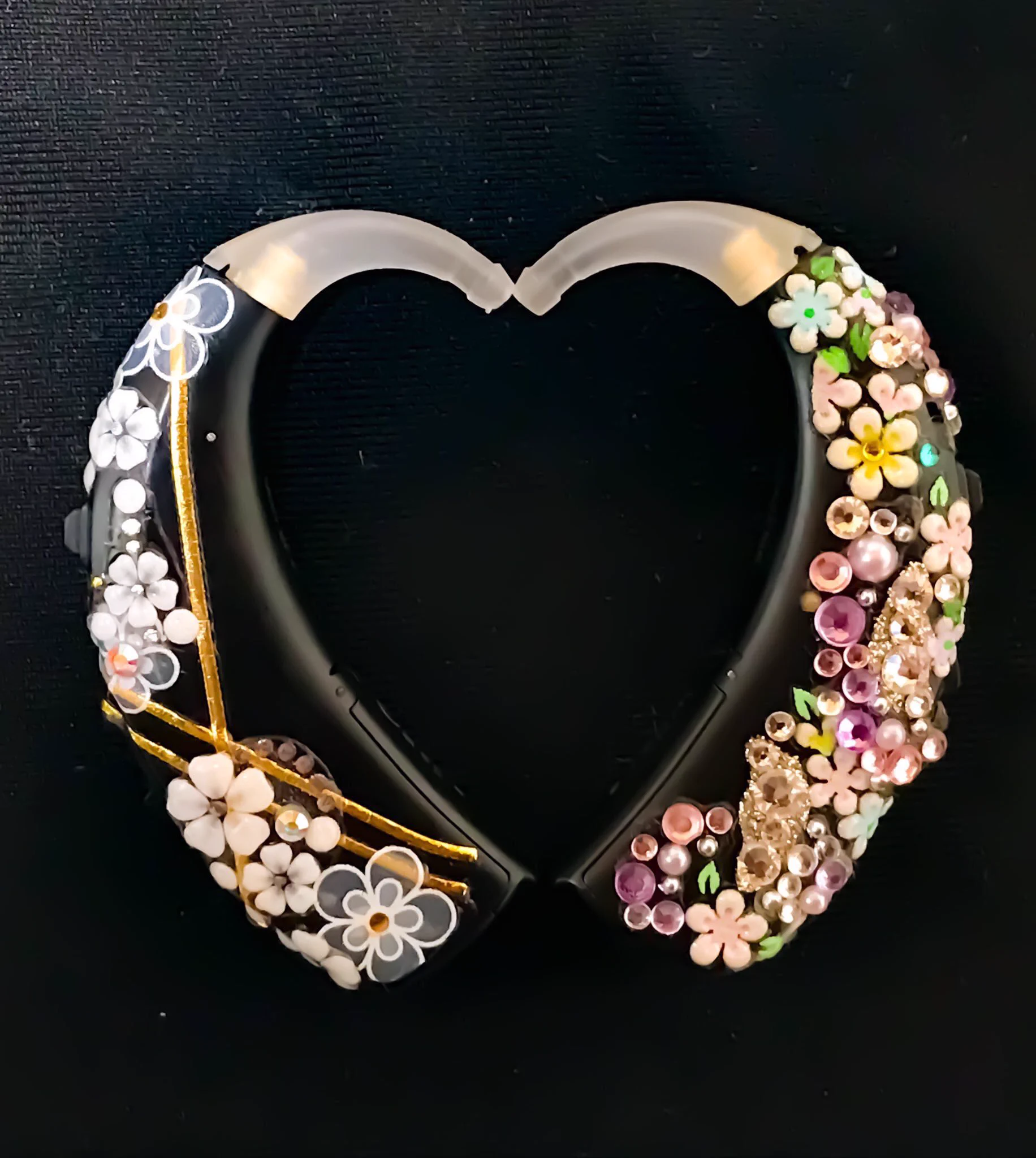 可愛すぎる補聴器！補聴器ユーザーの補聴器を隠したいという概念が覆るかも！