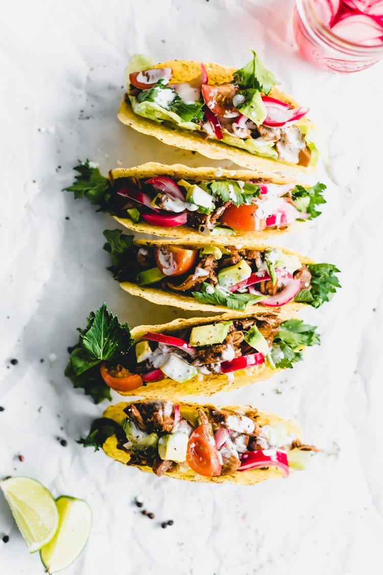 flossymagazine's tweet photo. Tequila-Tini's and Tacos https://t.co/qTOryN40J7 https://t.co/1dktjAGd82