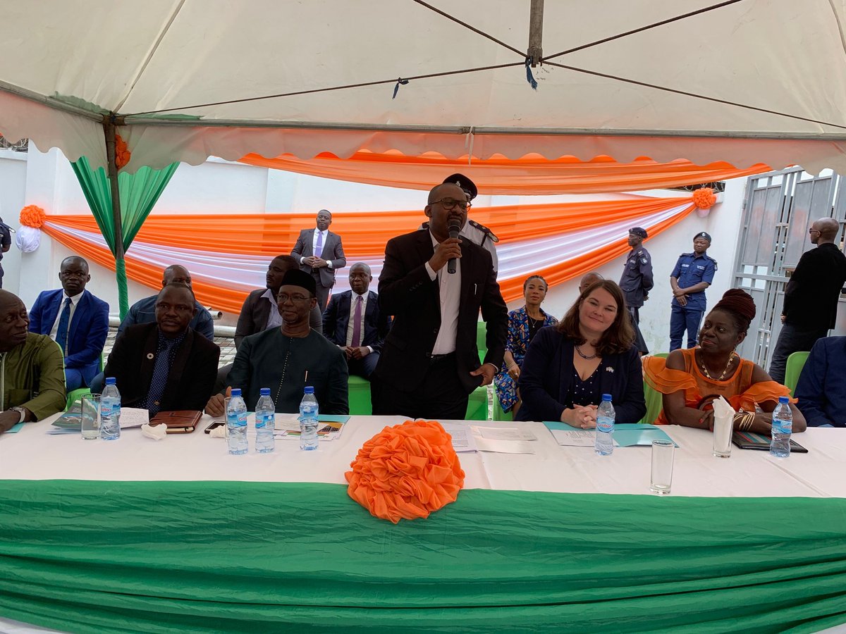 H.E. Vice President Dr. Juldeh Jalloh opens newly constructed Rokupa Maternal and Child Health Hospital, together with UNFPA Country Rep Dr. Kim Eva Dickson and DFID Country Rep Kobi Bentley. #UKaid #SavingLives #EndMaternalDeaths