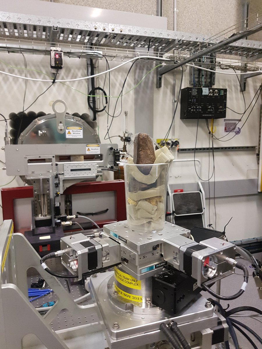 SpaceRocksAust's tweet photo. Late night tomography has us cooking our meteorites with rice! @High5forscience @heab @ausynchrotron @NatStephen @SaltbushStories @GneissguyAngus @DrAndy_Tomkins @melaniefinch_ #SynchrotronLife #SpaceRocks Also, we're looking at #pyroxene from the mantle and space #mincup2019 https://t.co/MAOYkNXqED