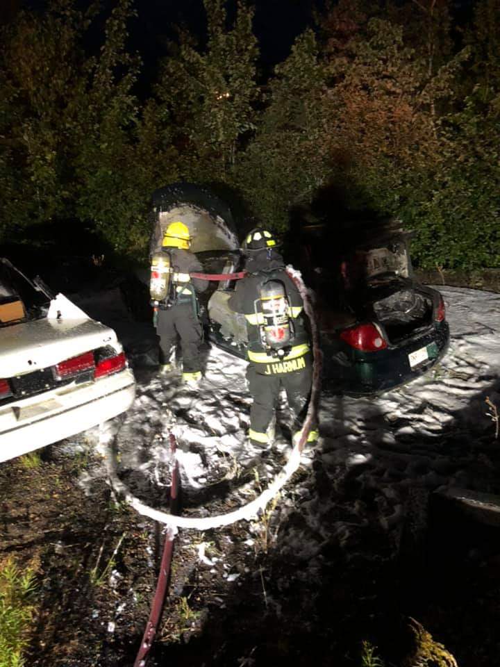 WelsfordVFD's tweet photo. Exciting evening of some live training for mbrs of the FD. From intial deployment to overhaul. Who knows, maybe next week we do more water rescue ops, technical rope rescue ops, vehicle X, or med scenerios. #jointoday #volunteers #volunteerfirefighting #weneedyou https://t.co/D0kdGCQpci