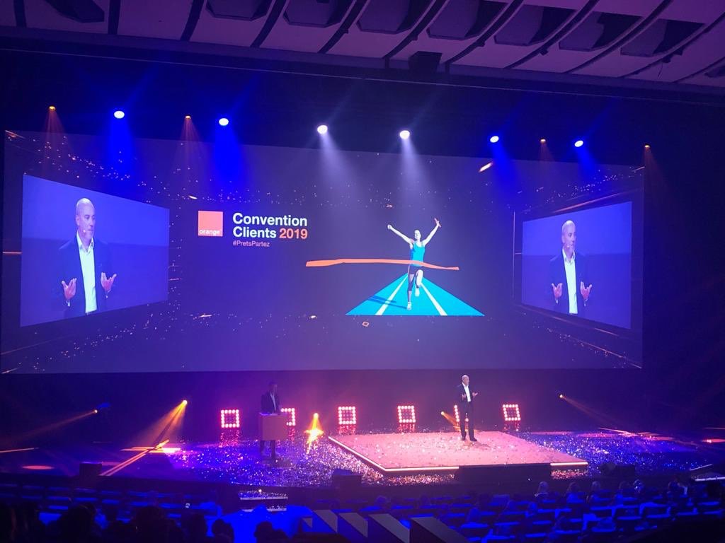 srichard's tweet image. Plus que jamais, l’#experienceclient doit être une priorité pour @orange. Ravi d’avoir pu partager cette ambition avec les équipes #Djingo de @SophiAntipolis et les forces de vente d’@Orange_France réunies à Nice ! Leur accueil est toujours aussi chaleureux et enthousiasmant 🎉