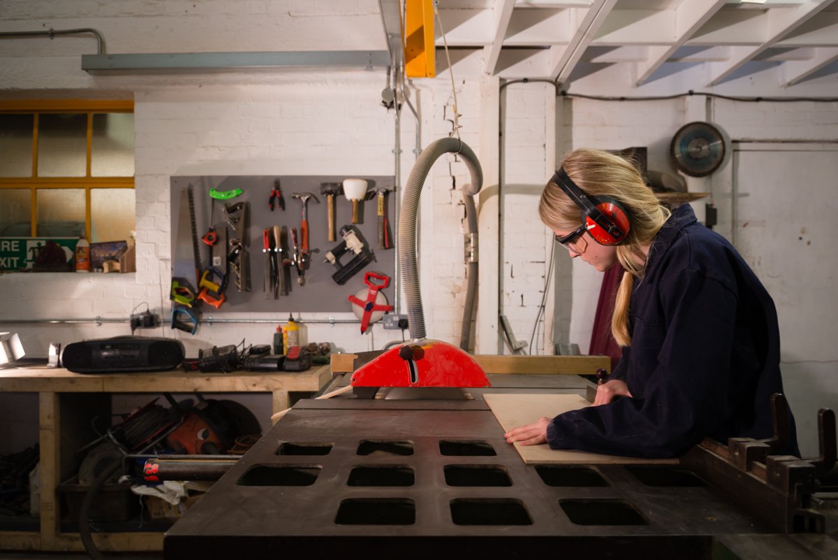 LondonSculpture's tweet photo. This exciting joint venture between LSW &amp; 
@morleycollege offers a 6week #sculpture workshop #residency opportunity with well equipped facilities, technician support, tutorials on your projects and an exhibition.
https://t.co/2dQAethwKM

#artist #residency #sculpture #london #art https://t.co/gXOoojCtiU