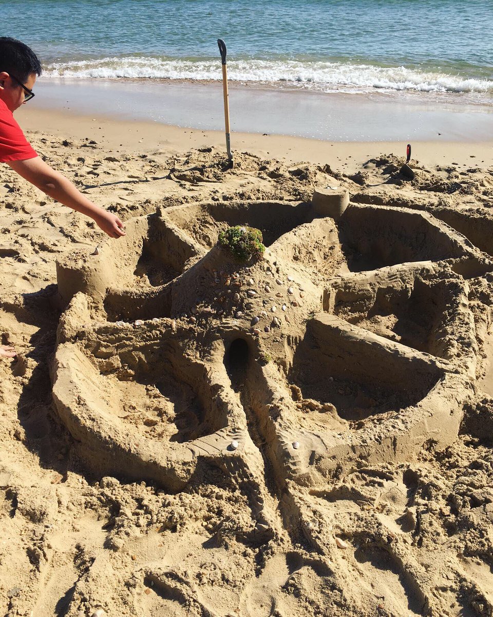 designsolent's tweet photo. Great day at the beach with the students making sand sculptures! https://t.co/FrDdZMLQoo