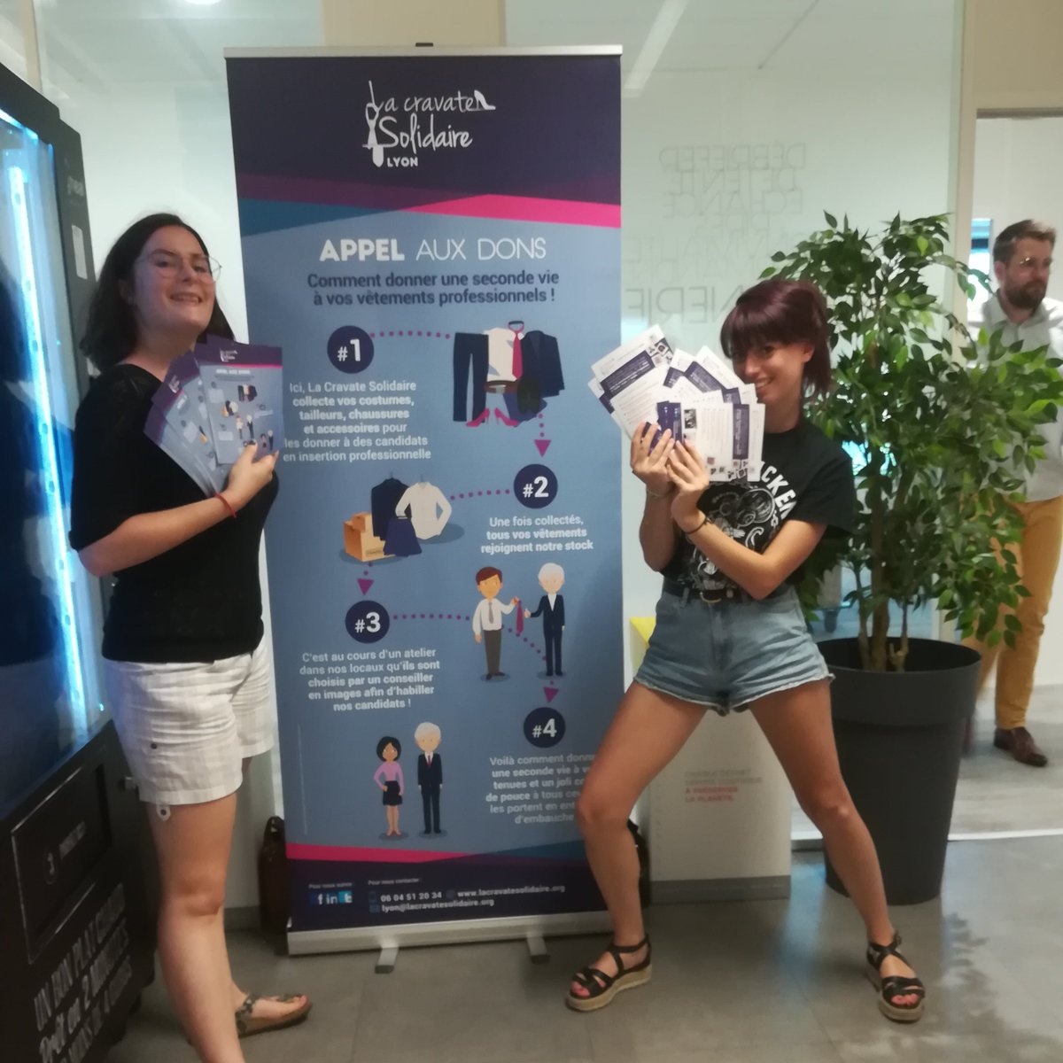 Ce lundi 16, La Cravate Solidaire Lyon a lancé une collecte à @nexity, les collaborateurs ont jusqu'au 20 septembre pour faire dons de tenues afin d'aider les demandeurs d'emploi. 
Merci à tous les collaborateurs de Nexity ! 
#insertionprofessionnelle #solidarité