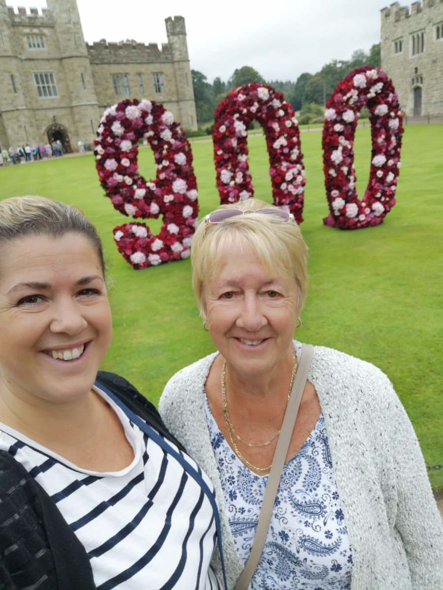 Lovely mummy and daughter day yesterday at @leedscastleuk #festivalofflowers