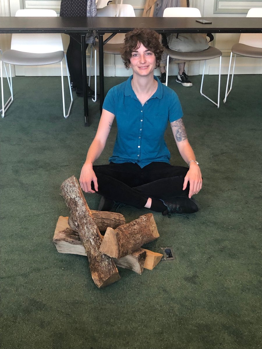 I_am_emma's tweet image. Special award to ⁦@Parvati_Howe⁩  for ticking so many #conferencebingo boxes at her first ⁦@euspr⁩ #EUSPR19