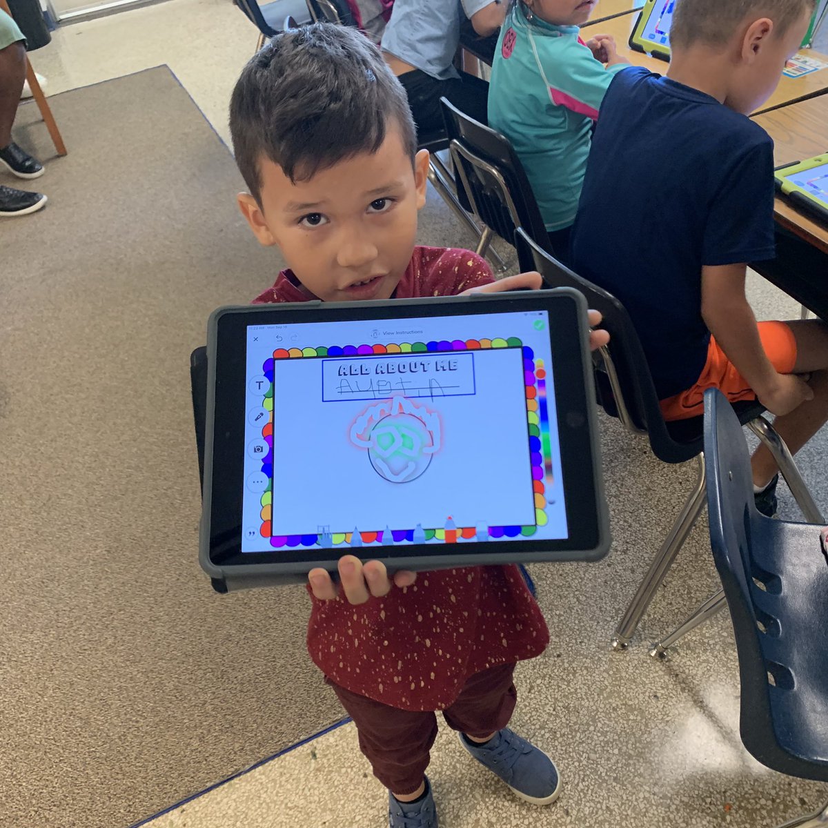 CMJohnson_Elem's tweet image. Students are loving @Seesaw! 1st grade got creative with their all about me activities! #CreativeThinker #ESInnovate #LifeReady #JohnsonJaguars