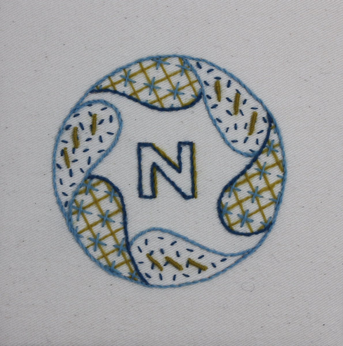 SFSNAD's tweet photo. Come learn the basics of the Crewelwork technique with us Wednesday, September 25 from 6-9pm! 

https://t.co/J0Y6MCAydC
.
.
.
.
#sfsnad #embroidery #needlework #art #artclass #arteducation #craft #handmade #meditativeart  #fiberart #textileartist #textiles https://t.co/GRhAgkWFP7