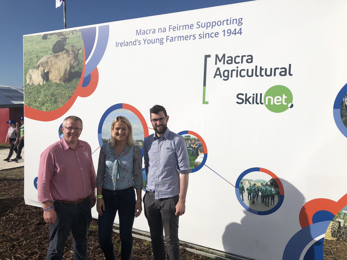 MacranaFeirme's tweet photo. Discussing impact of #Brexit and #BeefTalks with @HMcEntee Macra President @TaeSavesLives and CEO @Macra_dduggan https://t.co/VbarN1CiQN