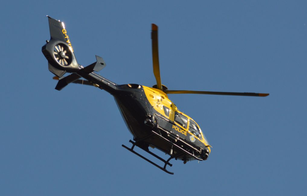 SpannerHainzy's tweet photo. @NPASBenson One of yours I believe, hope you found your suspect #Stratton,Swindon (4) https://t.co/HgUoeC4Orm