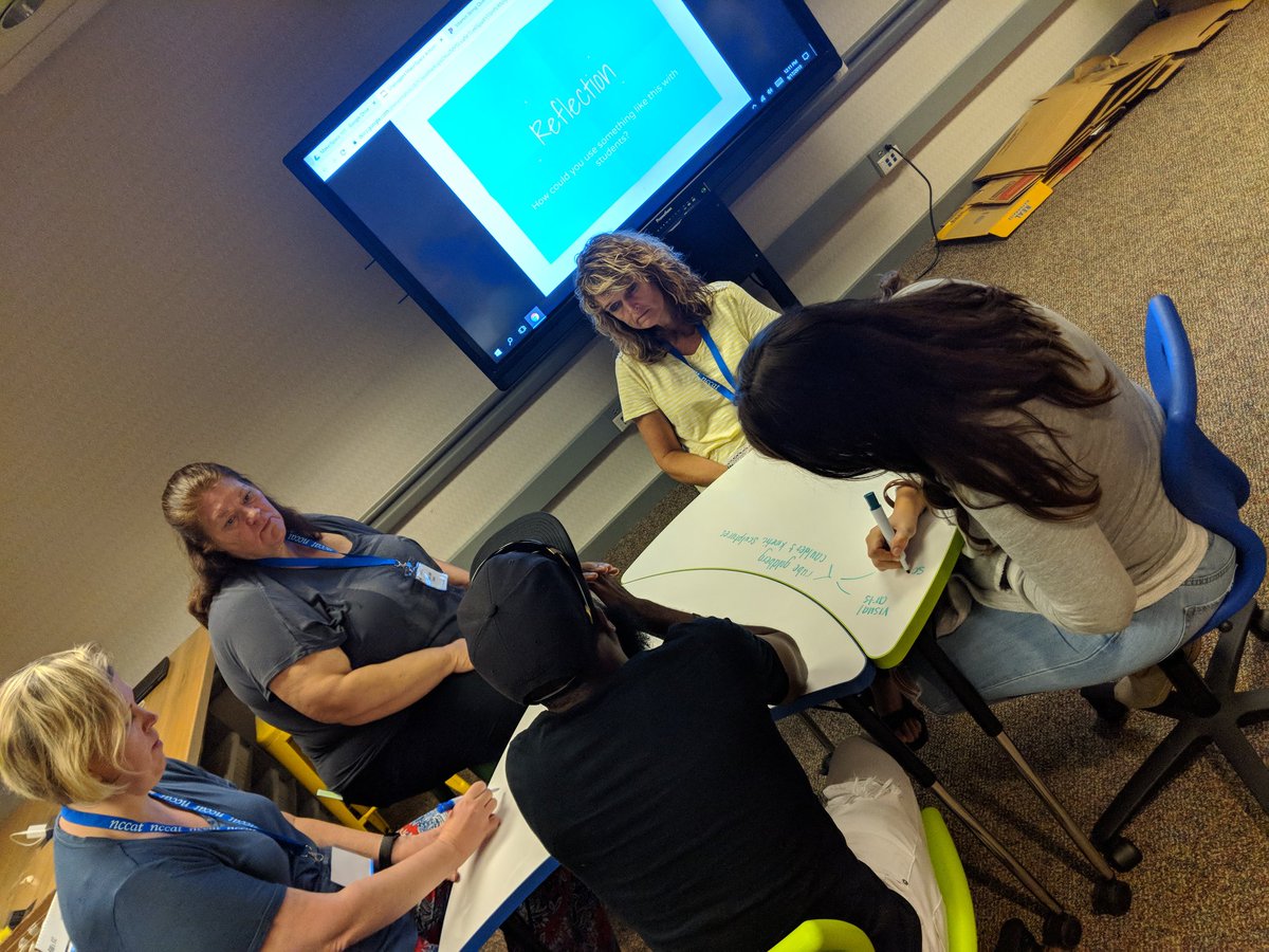 DarcyGrimesNC's tweet photo. Reflection time after our Cardboard Challenge! #nccat #nccatmaker https://t.co/rnbehODgXP