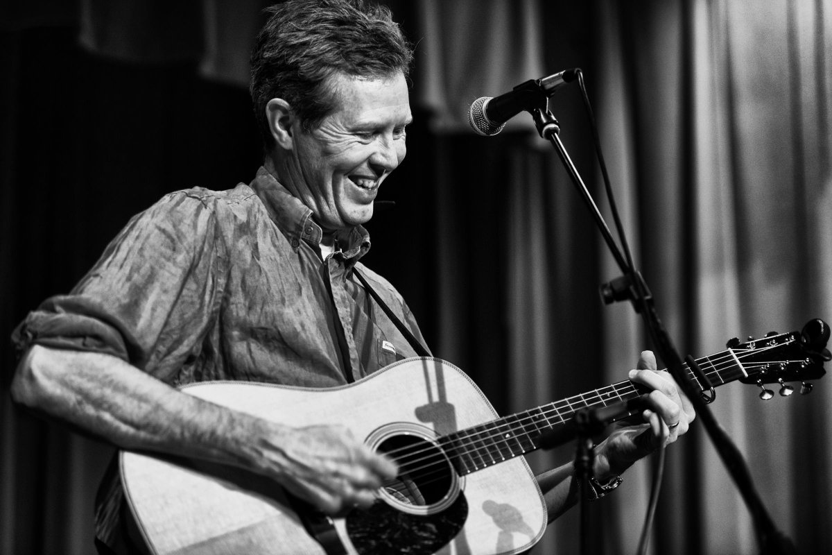 *ONE WEEK* Tuesday 9/24 @RobbieFulks with @lesliestevens Get ready for a night of great country tunes and get your tickets here >>> bit.ly/RobbieFulksMer…