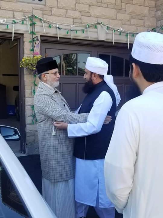 MubasharPomma's tweet photo. #LatestCanda
ماشاءاللہ
مولانا طارق جمیل صاحب اور 
شیخ الاسلام ڈاکٹرطاہرالقادری صاحب سے
انکے گھر کینیڈا میں ملاقات 💓💓
اس سال کی سب سے بیسٹ تصویر  میری نظر میں دو عالم ایک ساتھ 
فتوی بازوں کا جلانے کا وقت ہوا چاہتا ہے
🔥🔥
 @TahirulQadri @ArshadMTabassum @AyeshaSaddiqu18 https://t.co/qiqEaSie5D