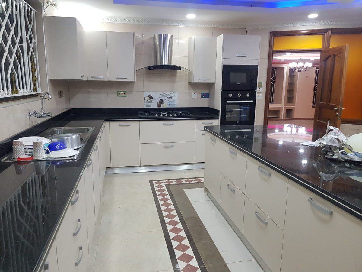 Complete project at Kamiti Corner. Scope of work: Cabinetry, granite worktop, appliances and outsourced gypsum ceiling works. Talk to us 0722692209. Kindly RT, my next client could be on your TL.