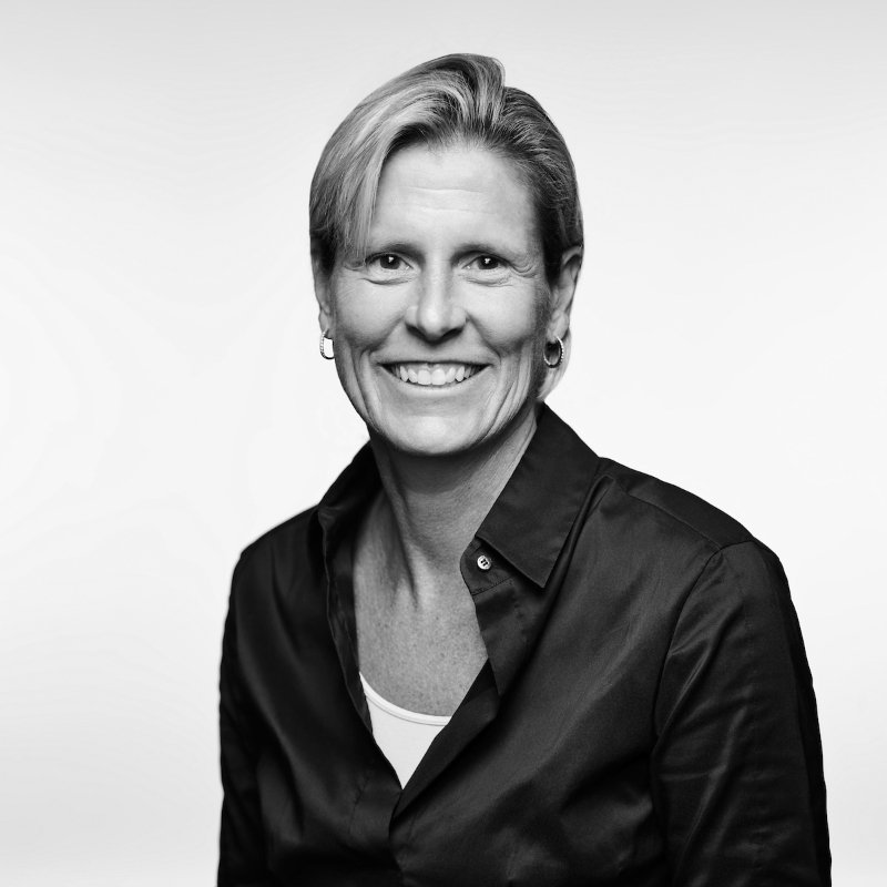 UVMBizSchool's tweet photo. Mark your calendars & don't miss our Dean's Leadership Speaker, Nicole Stata '91 at 12 noon, Thurs Oct. 10 in the Keller Room, Ifshin Hall.
As a leader in Boston’s seed capital & tech innovation space, Ms. Stata will talk to her career path from UVM to her current role. https://t.co/mJOqZk3mmp
