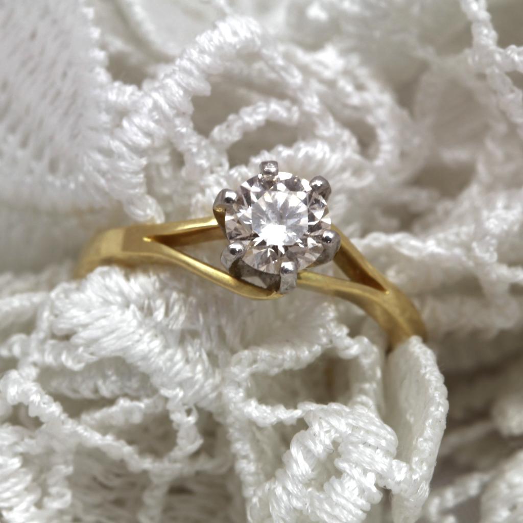 Introducing our stunning 18ct Gold and Platinum Solitaire Lab Grown Diamond ‘Fillan’ Engagement Ring
buff.ly/34M4T6l
#labgrowndiamond #ethicalengagementring #wetherby