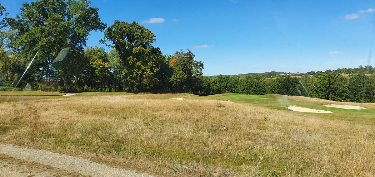craigbetts54's tweet photo. Taking advantage of the dry weather to start knocking down the long rough around the course @AldwickburyGolf #longrough #turfmanagement https://t.co/tNTEPJ1YxC