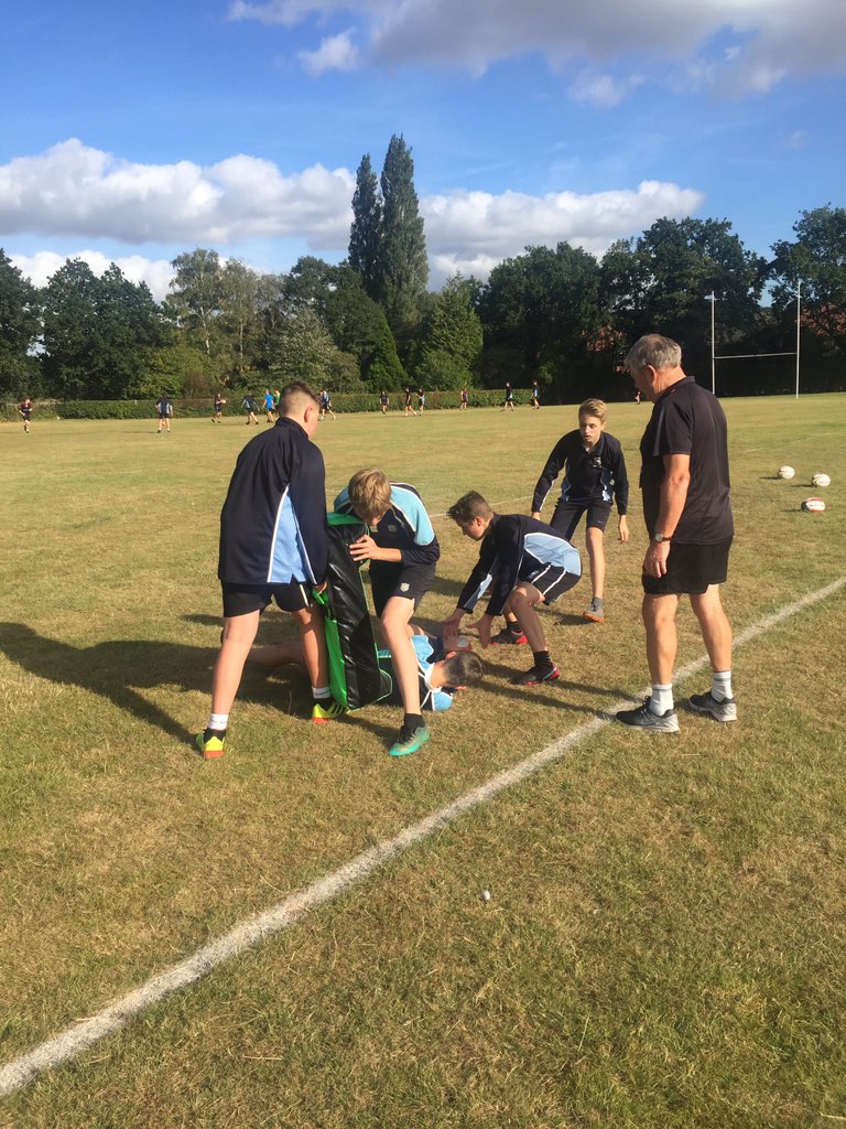 mrplayerfehs's tweet photo. Thanks to @wymondhamrugby for coming in for rugby club tonight. 30 lads developing their skills. Let’s get even more there next week. Don’t forget it’s rugby for all years at lunch tomorrow! #paceintospace https://t.co/uB4N1d6FP4