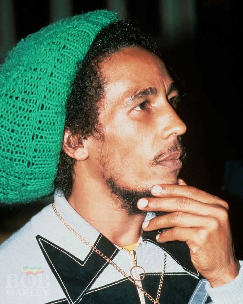 bobmarley's tweet photo. “Well I am always interested my people’s right. But I will push myself to a revolution without arms.” #bobmarleyquotes

📷 by Lynn Goldsmith https://t.co/b6lRC0euQp