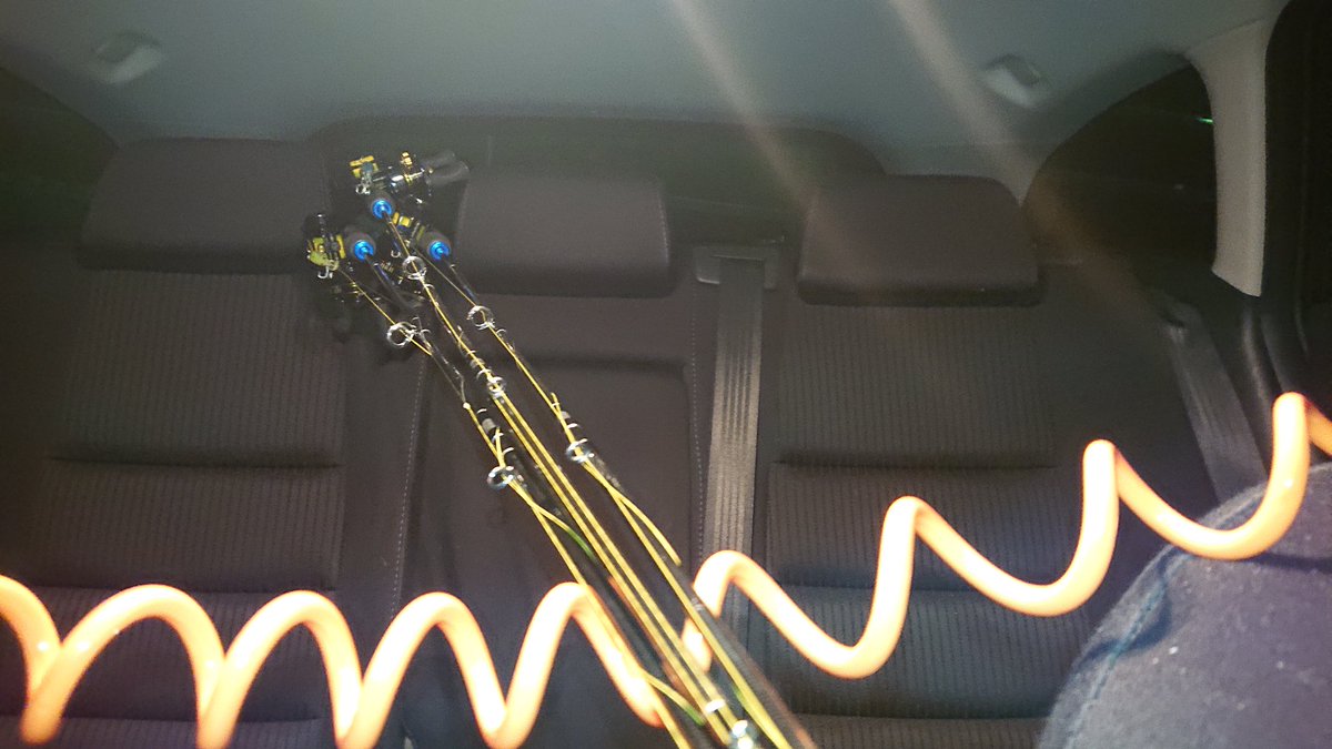 ago_products's tweet photo. 夜な夜な『proto rod』のテストに…♪
やはり3種類あると色んな事が見えて来る(^^)
#アゴプロダクツ #agoproducts #アゴプロ #agopro #シューツ #shoots #プロトロッド #protorod #ロッドテスト #深夜徘徊 https://t.co/5IMZ0xKlFi