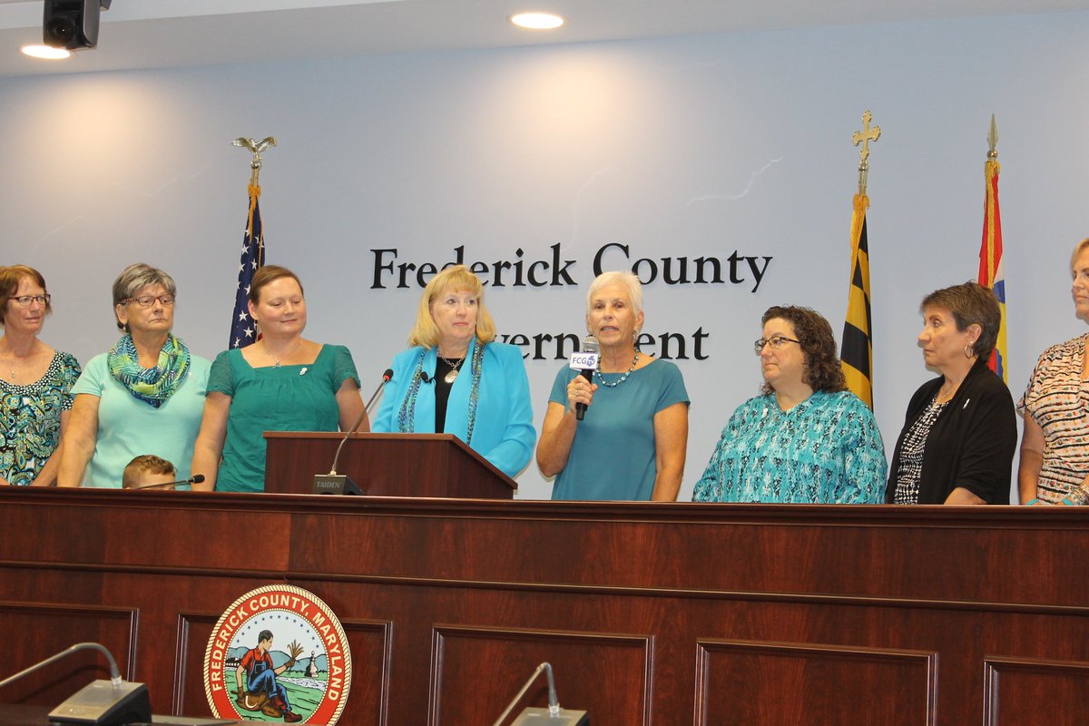 JanGardnerExec's tweet photo. Survivors shared powerful stories today about their battles with ovarian cancer. Cancer research is being conducted in Frederick County, but there is no cure yet for ovarian cancer. Wearing TEAL reminds us to Take Action Early &amp; Live. #OvarianCancer #TakeActionNotChances https://t.co/mX6aZykg0j