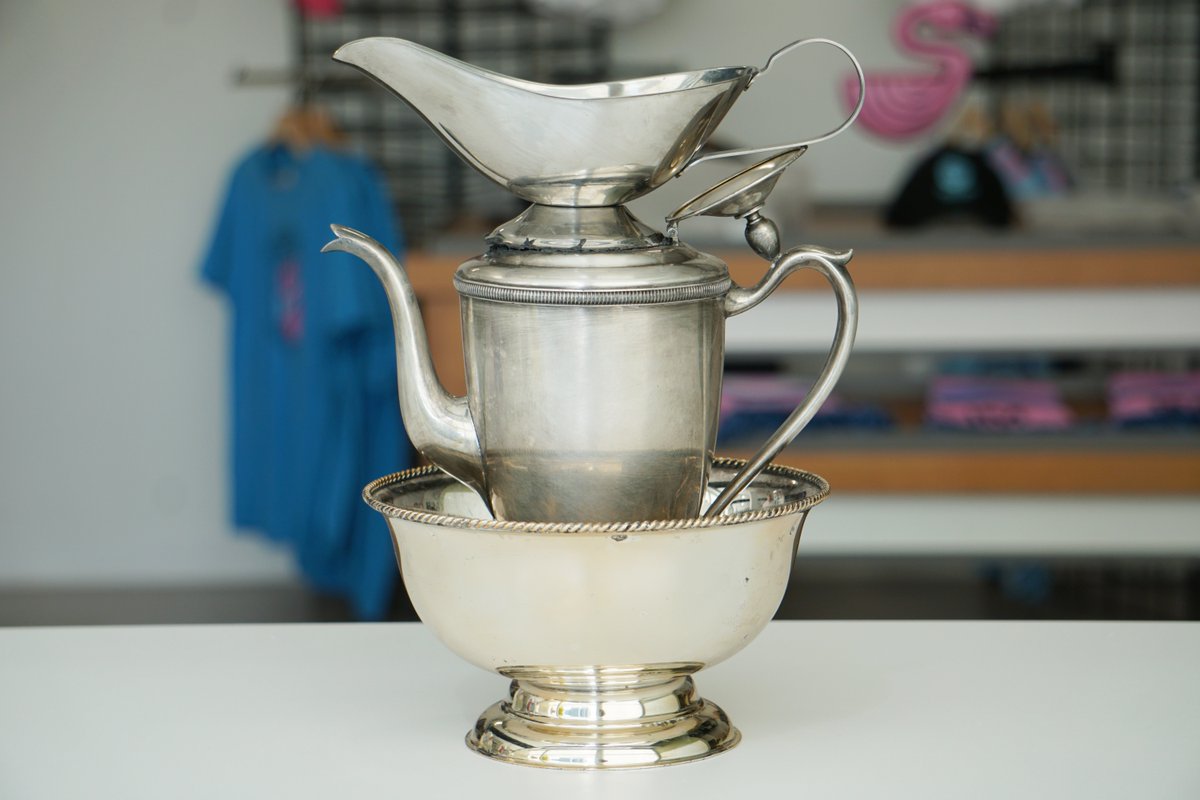 ForwardMSNFC's tweet photo. Incredibly bright. Extraordinarily coveted. 🏆

Introducing the Astonishingly Shiny Cup of All Cups! #ASCOAC https://t.co/54ftdJpwek