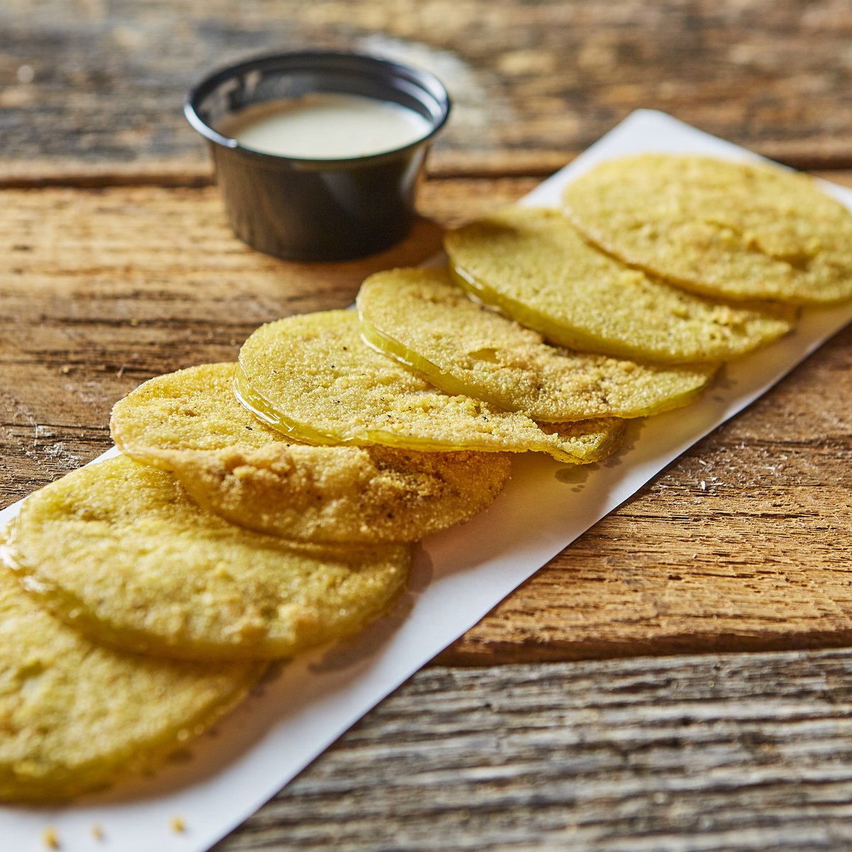 STLSouthern's tweet photo. Fried Green Tomato Tuesday. 🍏😋❤️

#TuesdayTreat #friedgreentomatoes #yum #getsome #stleats #stlfoodies #stlrestaurants #stlsouthern #stayfried #stlouis #midtown #explorestlouis

📸@schrommdotcom https://t.co/oowMvy5yAW