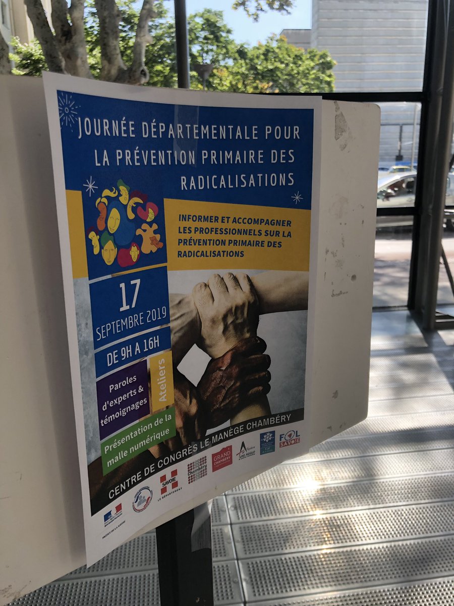 Prefet73's tweet photo. #PrĂ©vention l ClĂŽture par Louis Laugier, prĂ©fet de la #Savoie, de la journĂ©e dĂ©partementale pour la prĂ©vention primaire des #radicalisations. Plus de 150 acteurs des champs Ă©ducatifs et sociaux ont participĂ© Ă cette journĂ©e dâĂ©changes et dâateliers. https://t.co/jj2gAZGySs