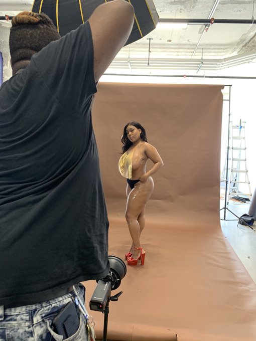 We Love to Watch you create - Dirty 30 @msyummys https://t.co/9Ninyrbaoe<a class="tags" target="_blank" title="On Twitter" href="/?out=eyJ0eXAiOiJKV1QiLCJhbGciOiJIUzUxMiJ9.eyJpYXQiOjE3MjA4Mzk0MjQsImlzcyI6InR3cG9ybnN0YXJzLmNvbSIsIm5iZiI6MTcyMDgzOTQyNCwiZXhwIjoxNzUyMzc1NDI0LCJyZWRpcmVjdF91cmwiOiJodHRwczovL3R3aXR0ZXIuY29tL21zeXVtbXlzIn0.ryaZEjyFSLAYnbMGUrDdMxhnejTPUMRB81WzJmC2NKRcl_pEm4Gjic0sz9Plvfm2qFVCp37fOQQgQaXvJ4MWHg">@msyummys</a>