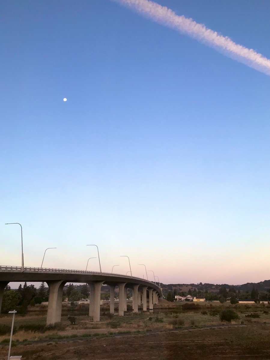 we’re honored to be part of <a href="/GroceryTraining/">Retail Learning Institute</a> annual intl supermarket class! #napa #sustainability