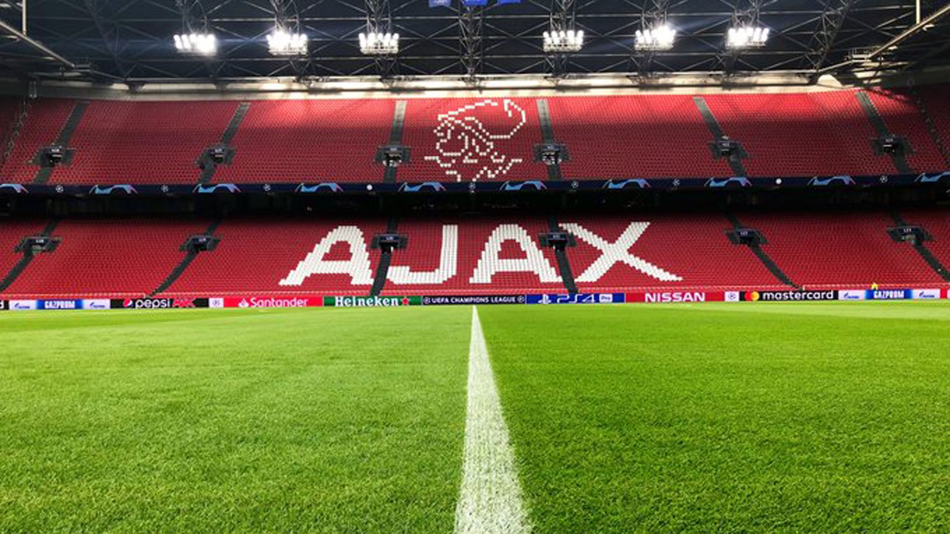 Losc Lille En On Twitter Hello Johan Cruijff Arena And Goedenavond Afcajax Afcajax En Ucl Ajaxlosc