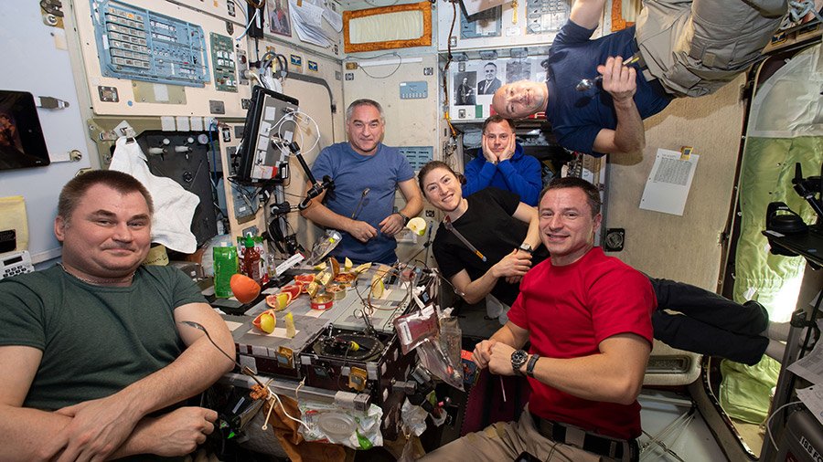 Space_Station's tweet photo. The Exp 60 crew is researching space biology to improve health on Earth and in space. The station is also gearing for a crew swap starting next week. https://t.co/7uypJbe4PA https://t.co/btBN94X84L