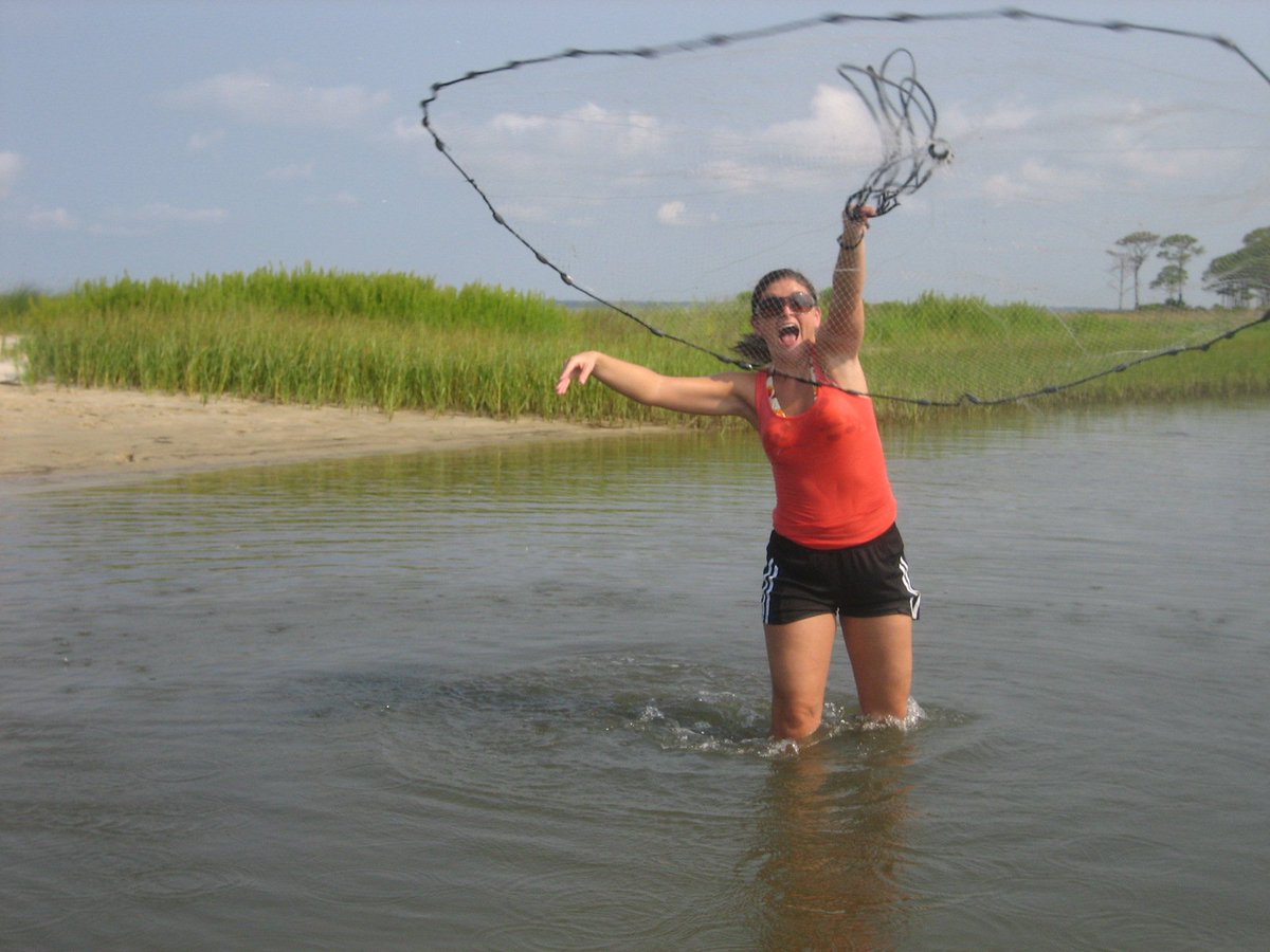StGeorgeIsland's tweet photo. How many of you have been able to perfect the art form that is cast netting?

#ArtForm #CastNetting #StGeorgeIslandFL #RVPSGI https://t.co/YiPfNgrg6R