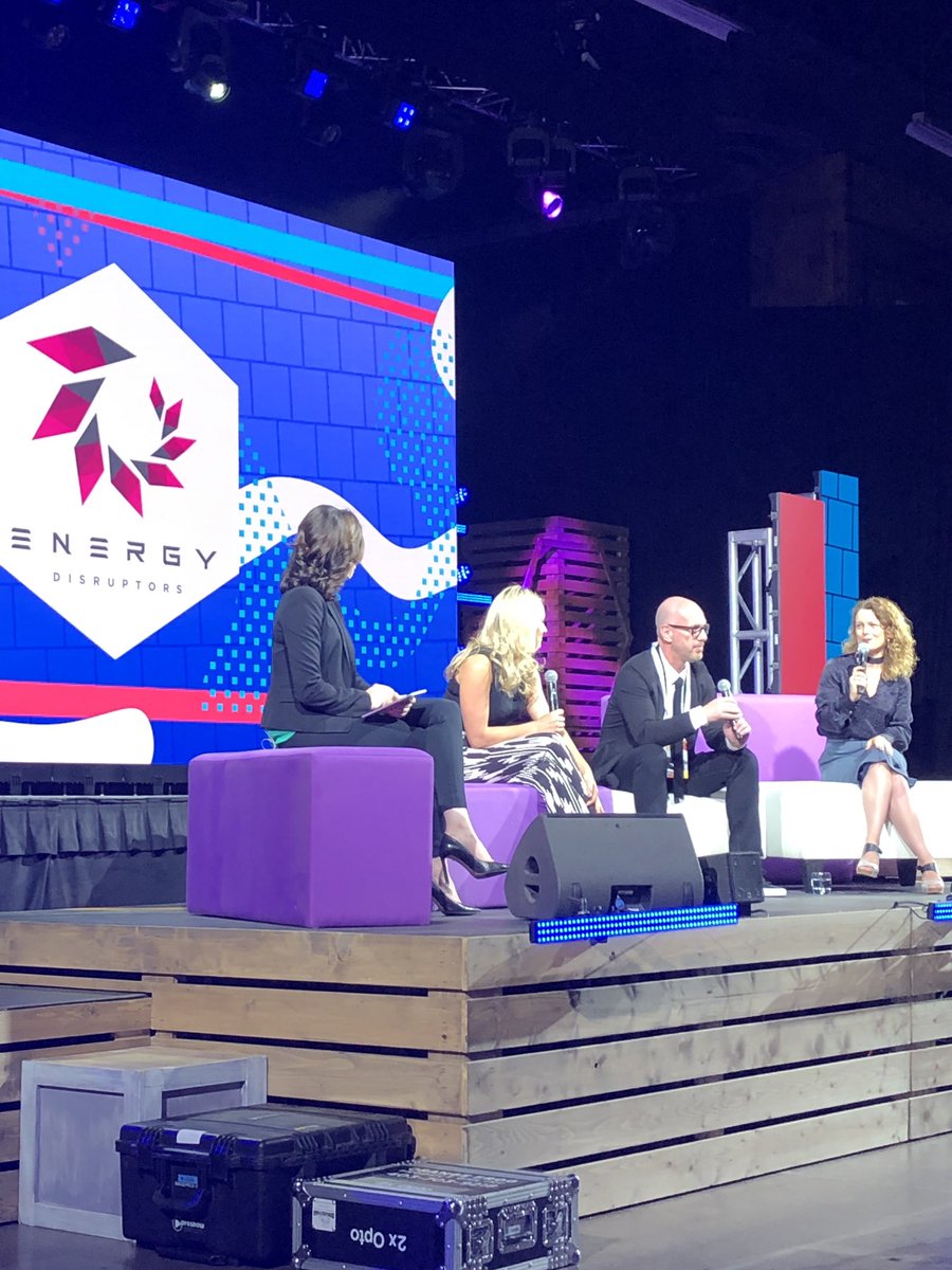 KarlaGourdeau's tweet image. Not your grandfather’s energy industry and certainly not your grandfather’s energy conference! How awesome is it to see 3/4 panelists women! And extremely talented women in their fields at that!! #EDU2019