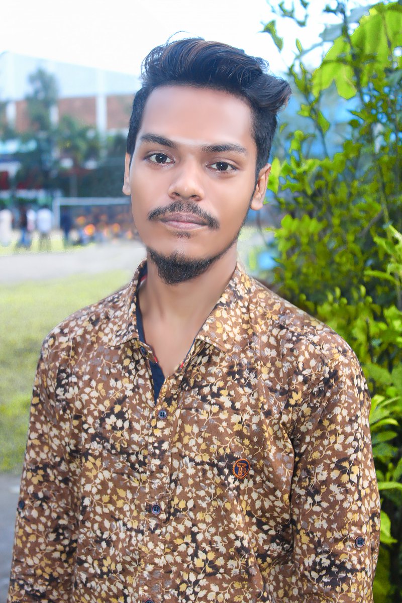 nasirvlogs2026's tweet photo. #Simple_Boy https://t.co/yZ3l1ejCYO