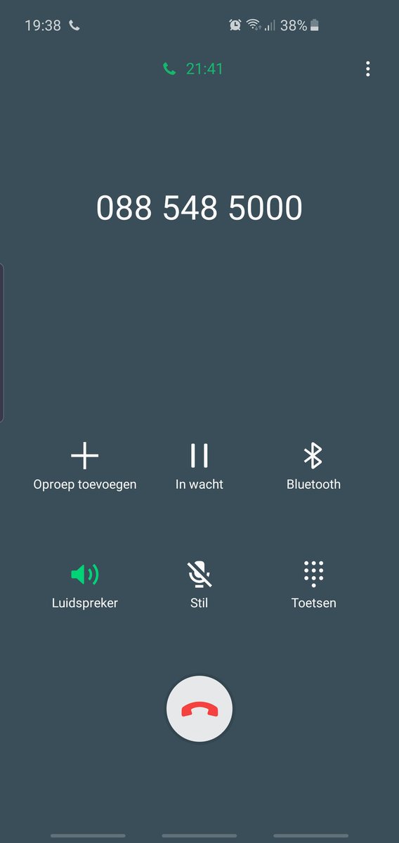 Heeeey @AllsecurNL, misschien zouden extra medewerkers voor in de avonduren geen slecht idee zijn! Ik zie de broertjes <a href="/TimCoronel/">Tim Coronel</a> of <a href="/TomCoronel/">Tom Coronel</a> nog eerder een grandprix winnen dan dat ik een medewerker aan de telefoon krijg 🤷‍♂️