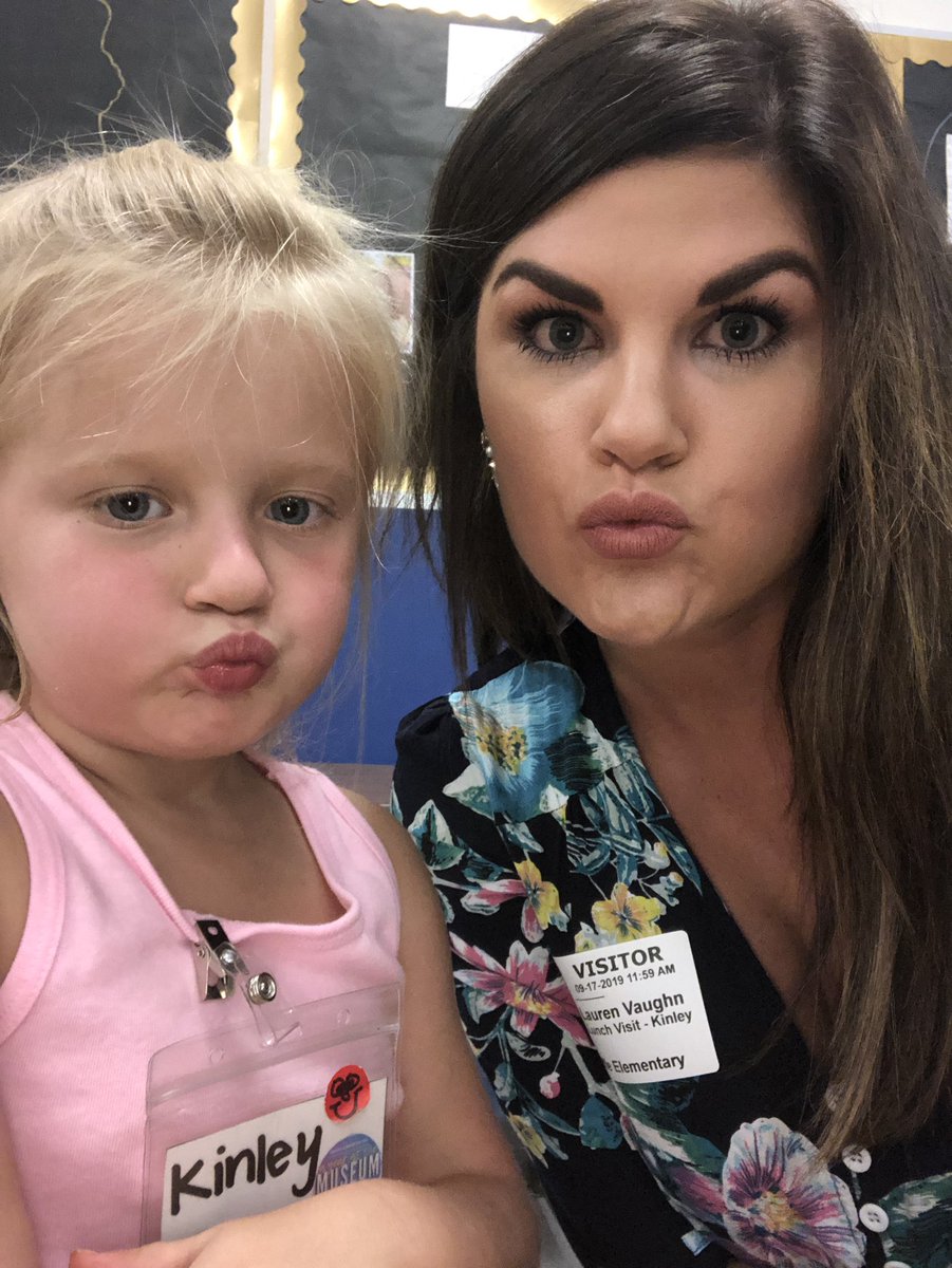LaurenRVaughn's tweet photo. Brought this cutie lunch today! #AuntStatus @modle1112 @carliodle https://t.co/CSM78V6wSs