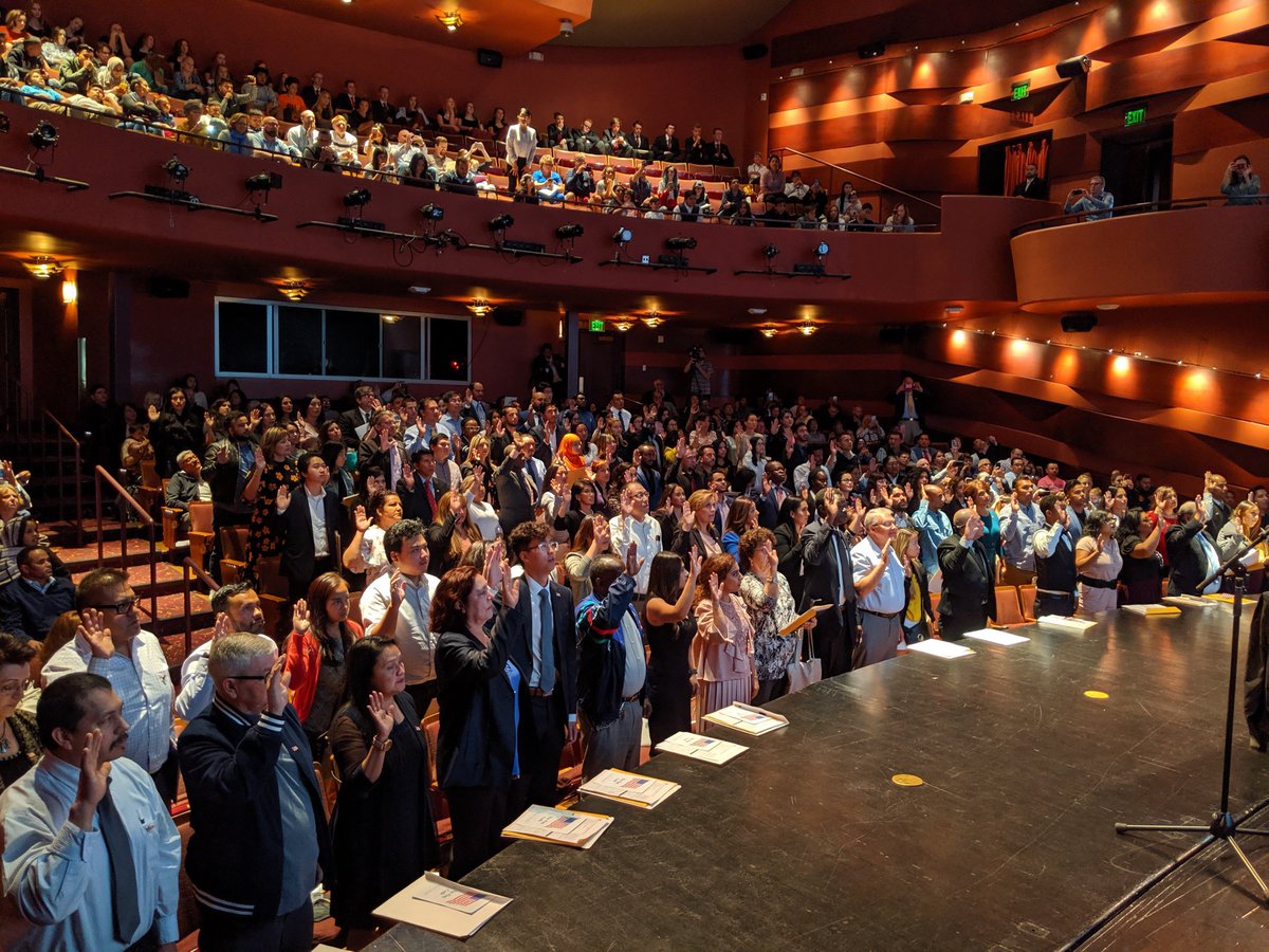 USCISMediaColo's tweet photo. 131 became #newUScitizens at Jeanné Wagner Theatre at the Rose in Salt Lake City with @USCIS as part of #ConstitutionWeek. https://t.co/B8JgYAXQ4N