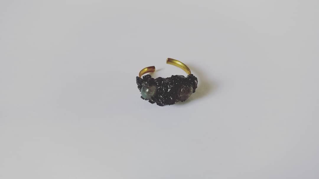 _daisysweet's tweet photo. These #SweetSolsticeShop rings are new to the shop for Fall ๐ Raw crystals in a variety of settings โฃ
Go check it out! Link in my Bio
#crystaljewelry #crystalrings #rings #quartzcrystals #bohemianjewelry #wicca #magick #fallfashion #etsy #etsyshop #etsyjewellery #jewelrymaker https://t.co/bkXWtf4WMr