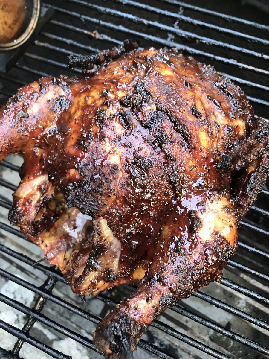 TurfBeard's tweet photo. Freakin nailed this chicken tonight!!!!
#webberkettle https://t.co/Ci62SdiAUL
