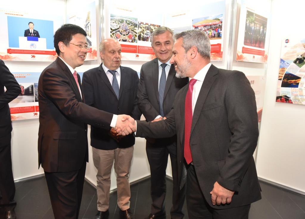 🇨🇳🇦🇷| Ayer #DiegoCagliolo participó del 70° Aniversario de la Fundación de la República Popular China donde lo recibió el Embajador Zou Xiaoli en el CCK.