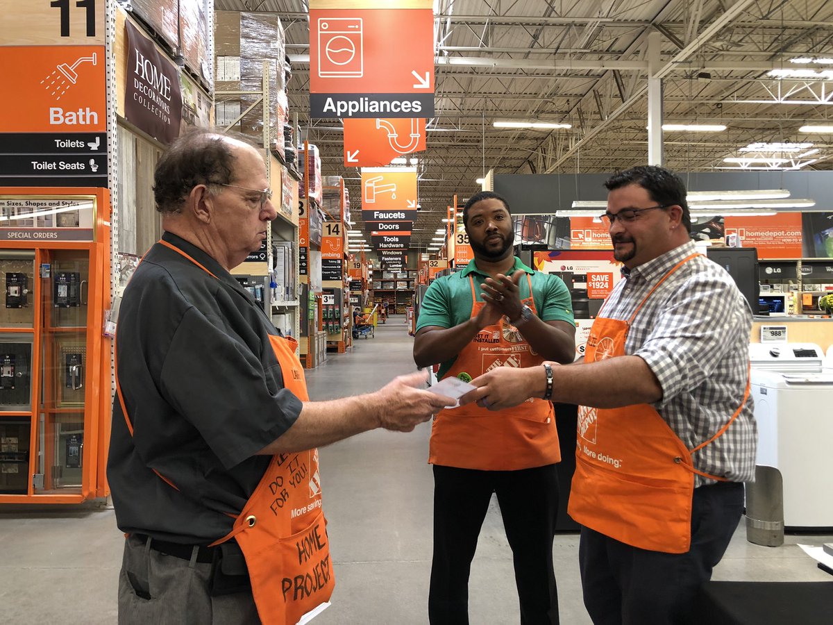 Amber-Star tweet media