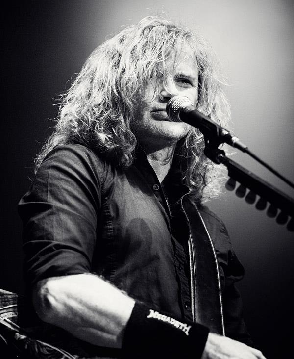 A Message from Dave Mustaine:
I wanted to take a moment to give you all an update on the current status of my health. I'm almost through the last round of treatment and my doctors are feeling very positive regarding my progress... megadeth.com/news/2019/a-me…