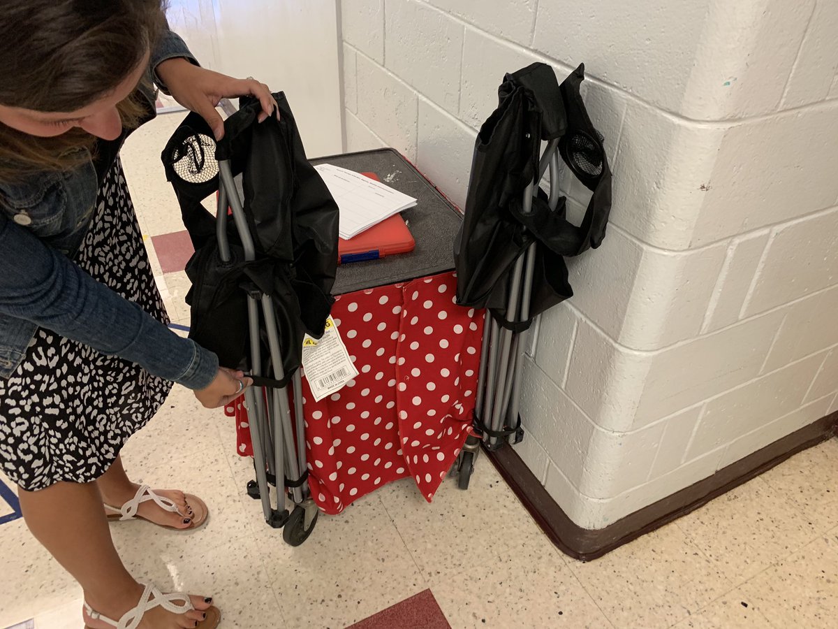 GlennGRobbins's tweet photo. Another great example of the Design Thinking Culture at @Tabschools - #HowMightWe create a better experience for all speech students. Comfort, flexible, anywhere/anytime. AWESOME design and creation by @apeekatspeech https://t.co/A5gLzmeCZT
