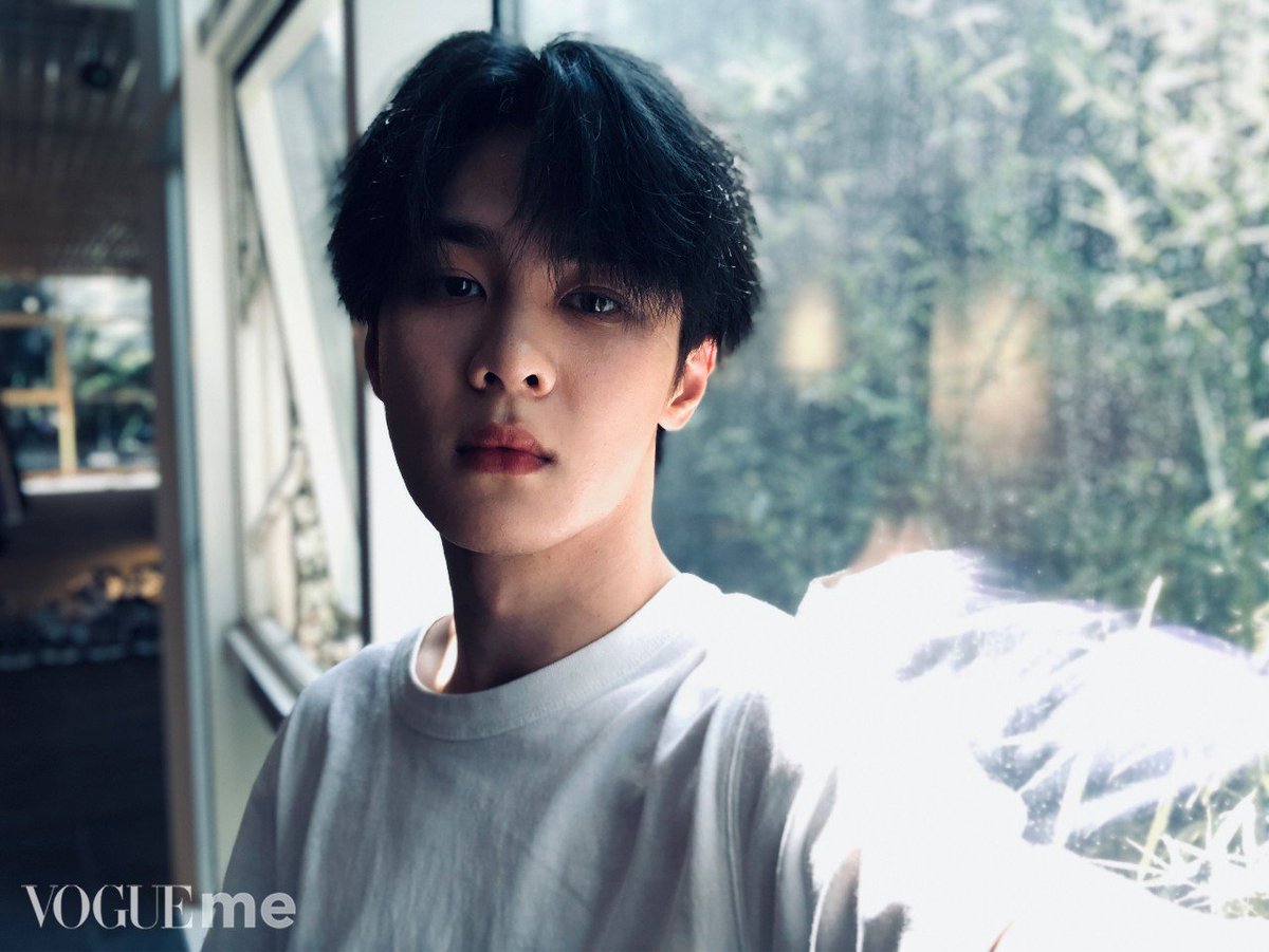 cloudtenlove's tweet photo. Am I in love with Kun? Yes or yes?

#WayVDreamPlan_EP9 https://t.co/QzKRmXkHIQ