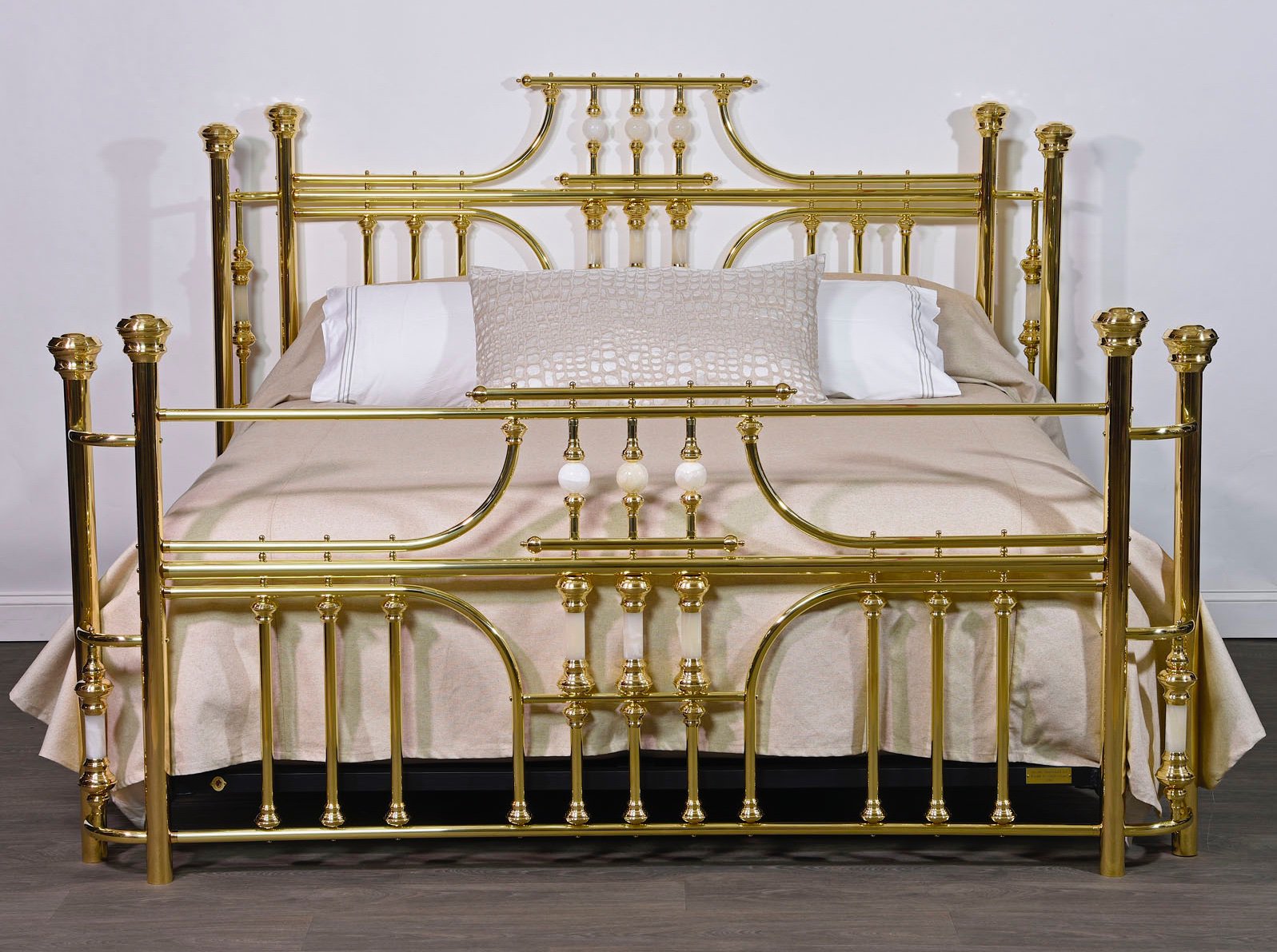 Cottage Iron Bed – Brass Beds of Virginia