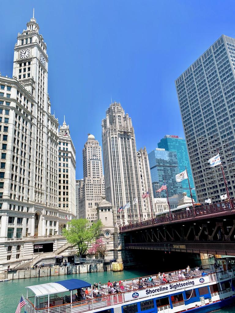 Hyatt Reg Chicago tweet media