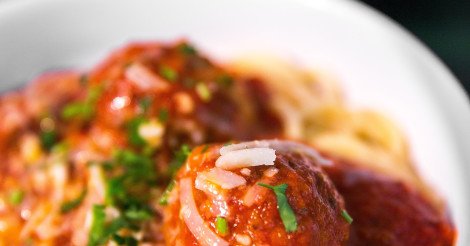 Now weeknights are also great to have dinner with friends and share some serious bounty.  Join us for ...