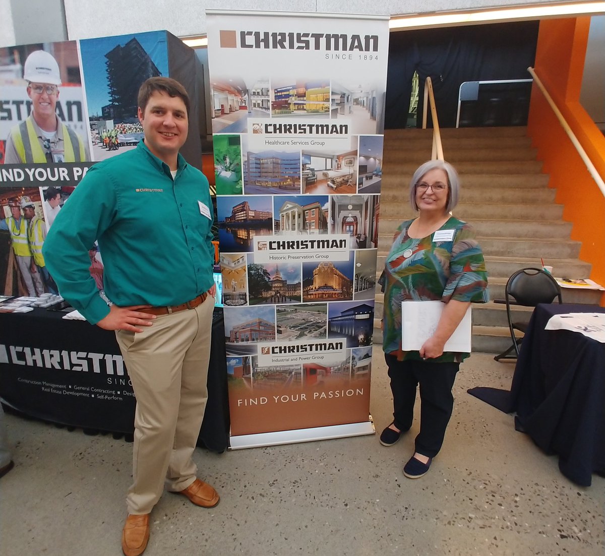 Cee At Utk On Twitter Carter Groves Left Is An Environmental